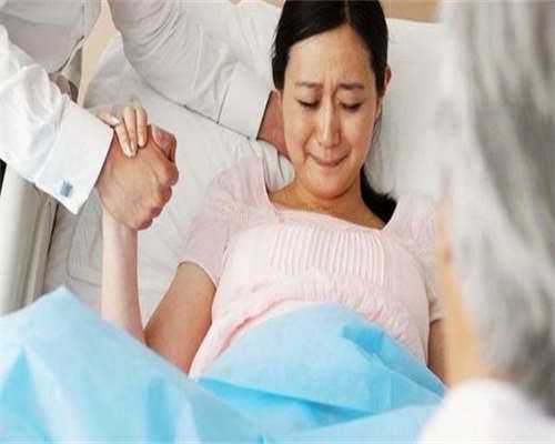 移植28天有胎心胎芽又出血还会胎停！试管移植28天后有胎心胎芽但hcg只有18000！